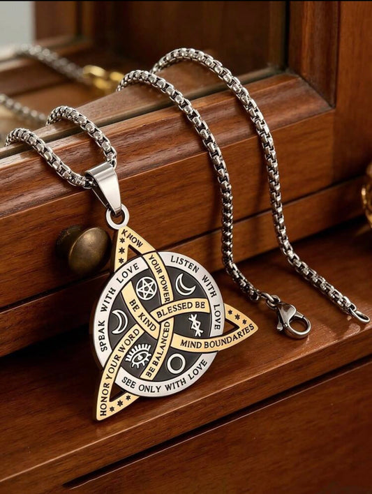 Colar com triquetra e mensagens inspiradoras